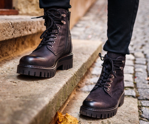 How Do You Condition Leather Boots | BootWorld  Boot World