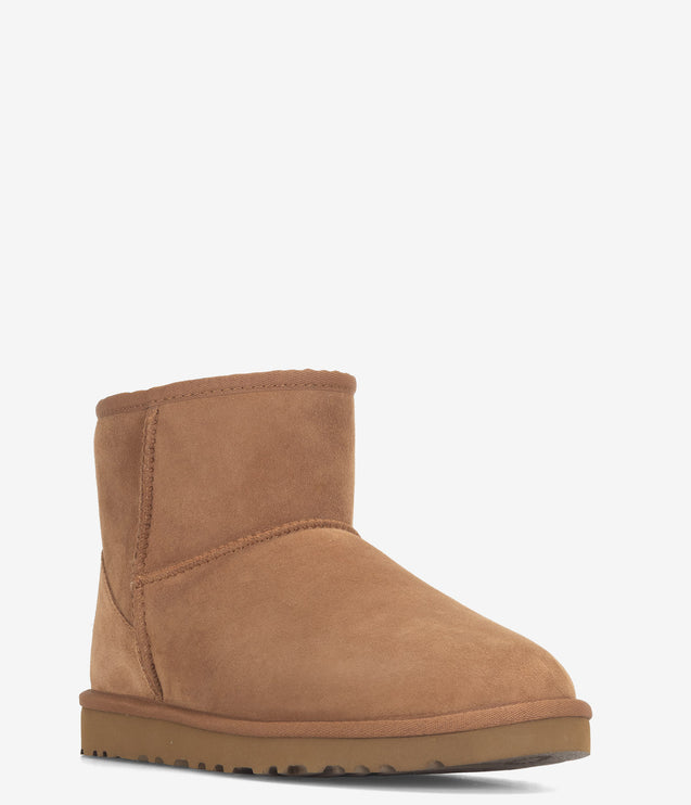UGG Classic Mini Sheepskin Boot - Chestnut
