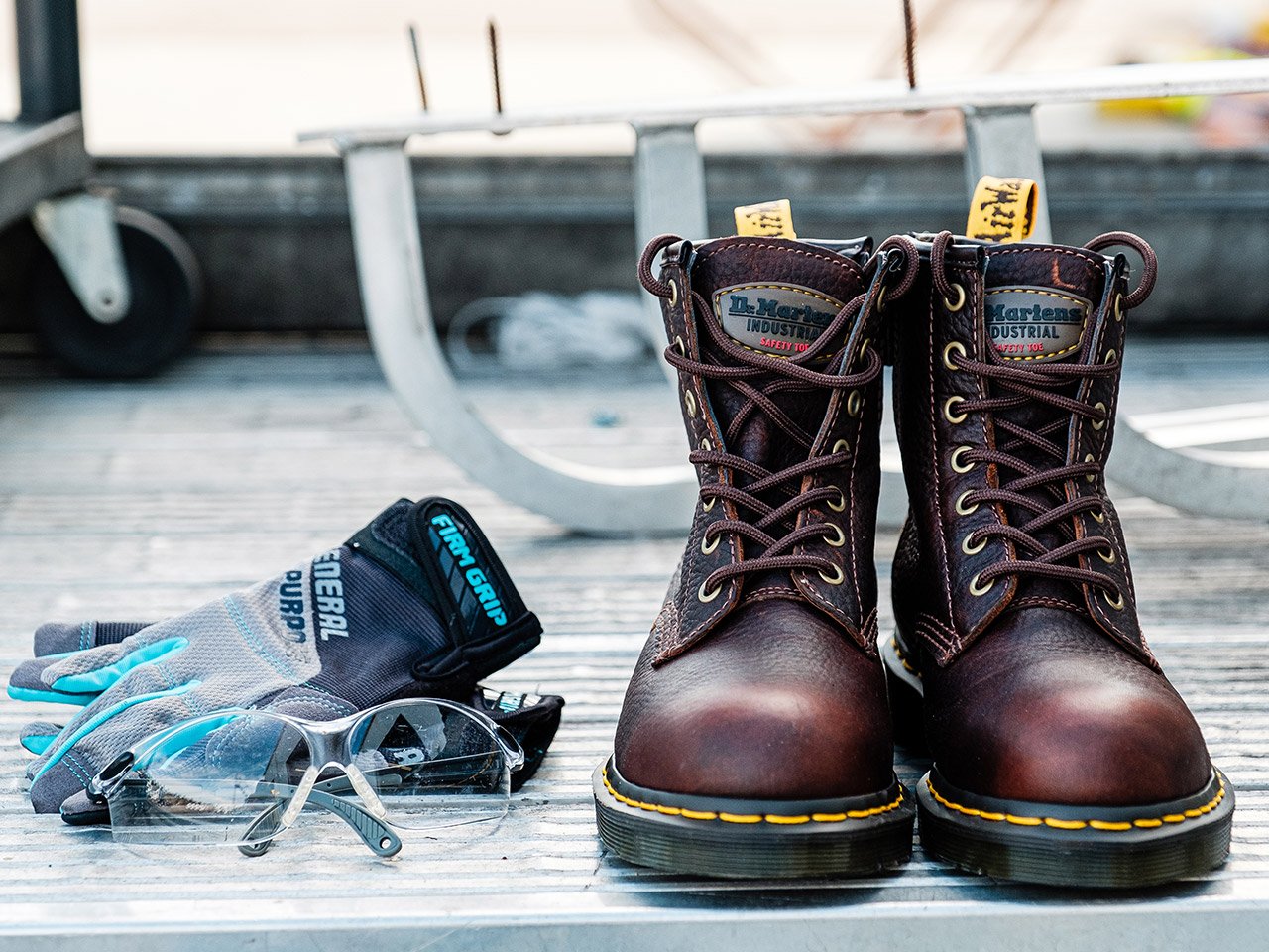 What are Safety Shoes and When Do You Need Them?