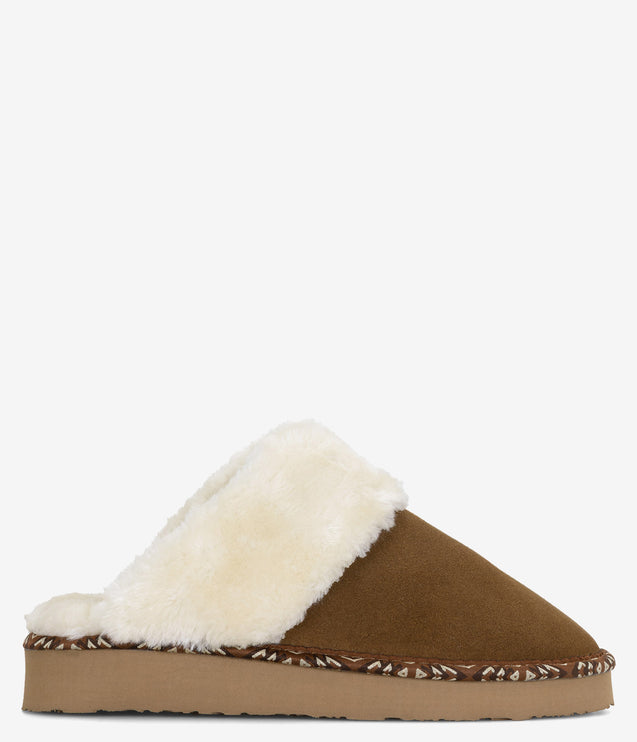 Minnetonka Cerise Suede Sherpa Slipper - Tan
