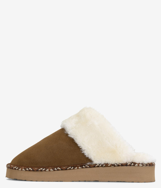 Minnetonka Cerise Suede Sherpa Slipper - Tan