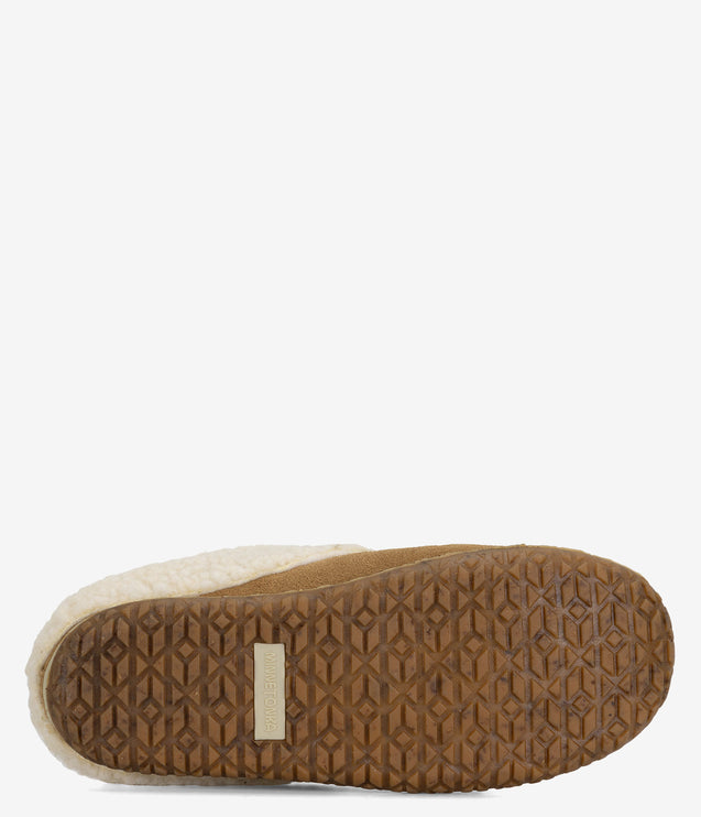 Minnetonka Spruce Slippers - Cinnamon