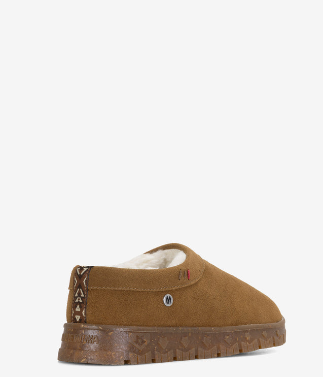 Minnetonka Neva Clogs - Tan