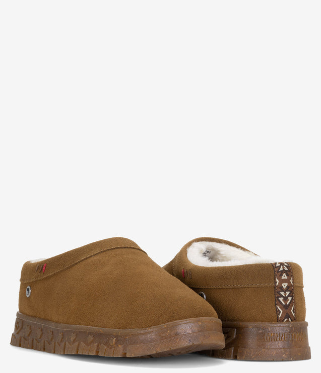 Minnetonka Neva Clogs - Tan