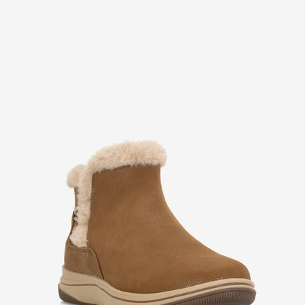 Clarks Breeze Fur Booties -Dark Tan