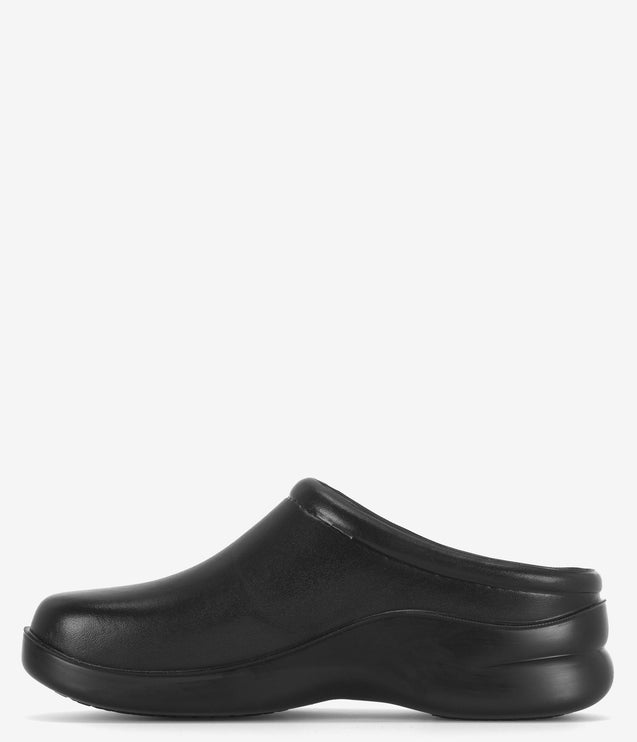 Klogs Footwear Dusty Slip Resistant Clog - Black