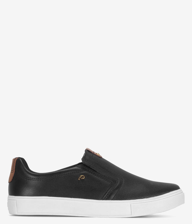 Pegada Casual Leather Slip-On - Black