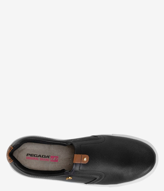 Pegada Casual Leather Slip-On - Black