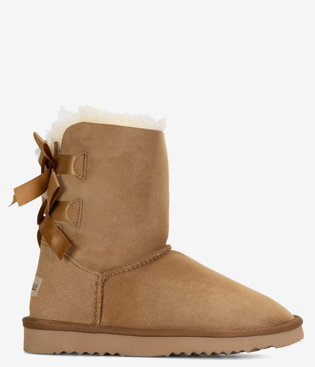 Burleigh Twinface Sheepskin Short Double Bow Boot - Chestnut