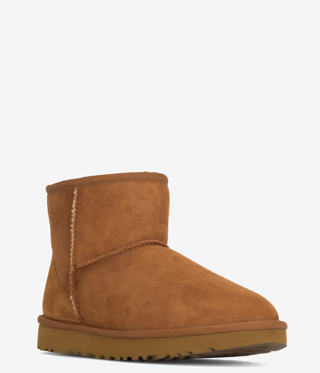 UGG Classic Mini II Sheepskin Boot - Chestnut