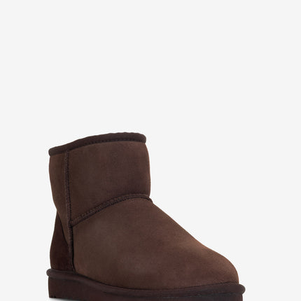 UGG Classic Mini II Sheepskin Boot - Dusted Cocoa