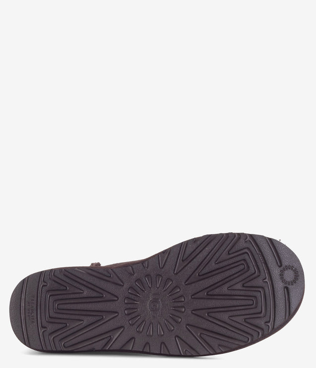 UGG Classic Short II Sheepskin Boot - Burnt Cedar