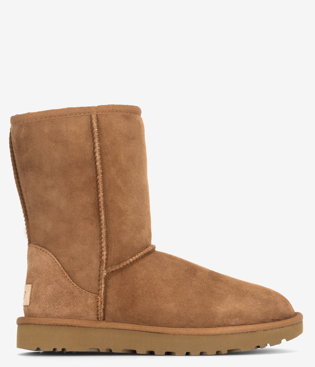 UGG Classic Short II Sheepskin Boot - Chestnut