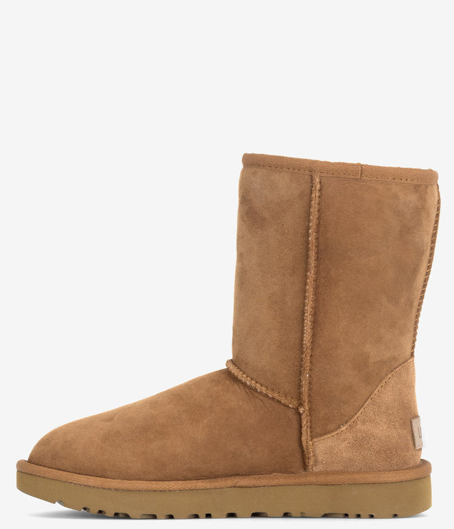 UGG Classic Short II Sheepskin Boot - Chestnut