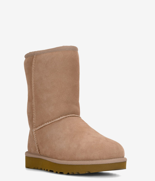 UGG Classic Short II Sheepskin Boot - Sand