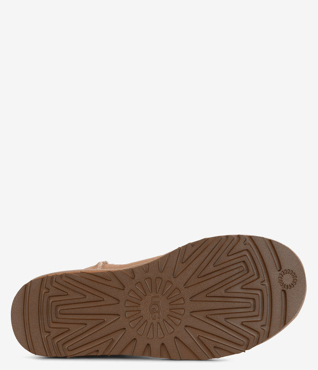 UGG Classic Short II Sheepskin Boot - Sand