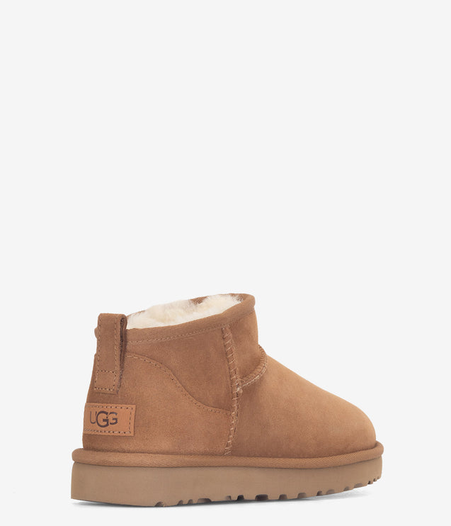 UGG Classic Ultra Mini Sheepskin Boot - Chestnut
