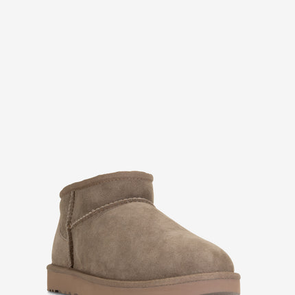 UGG Classic Ultra Mini Sheepskin Boot - Caribou