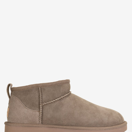 UGG Classic Ultra Mini Sheepskin Boot - Caribou