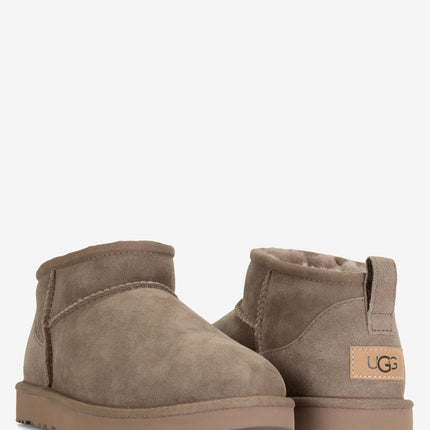 UGG Classic Ultra Mini Sheepskin Boot - Caribou
