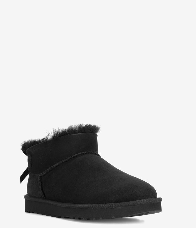 UGG Ultra Mini Bailey Bow - Black