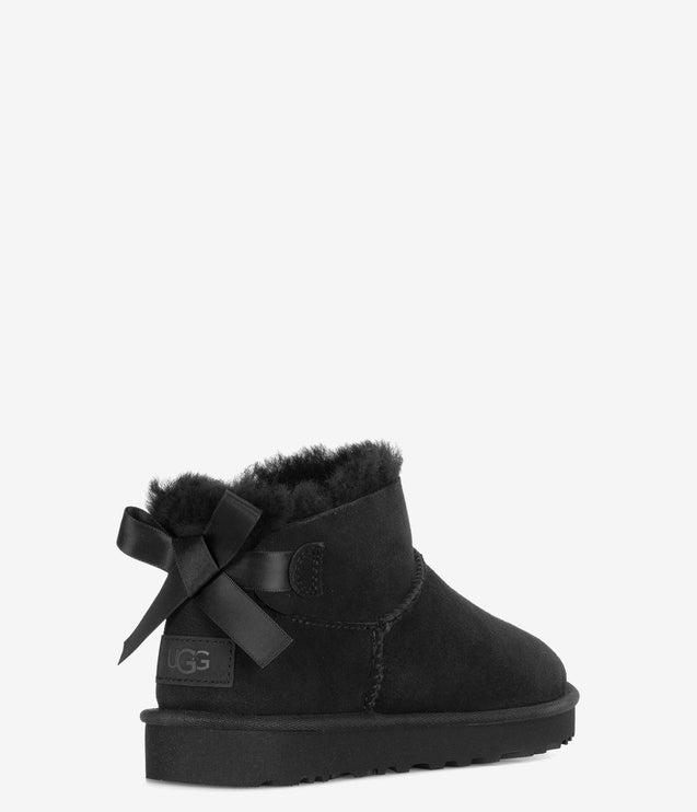 UGG Ultra Mini Bailey Bow - Black