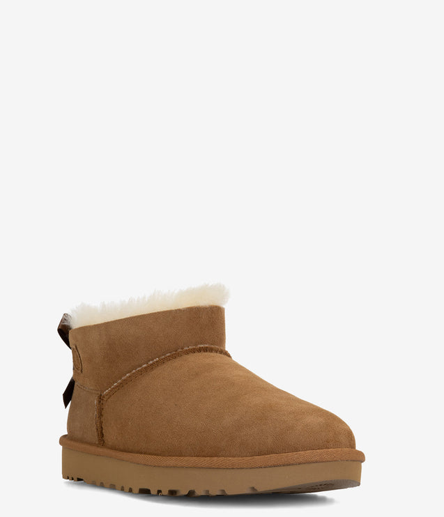 UGG Ultra Mini Bailey Bow - Chestnut