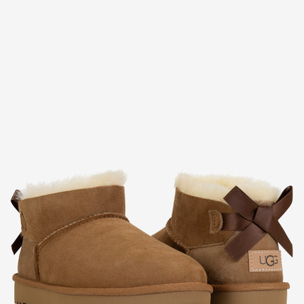 UGG Ultra Mini Bailey Bow - Chestnut