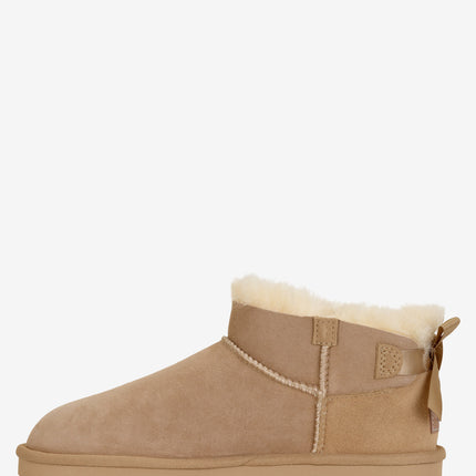UGG Ultra Mini Bailey Bow - Sand