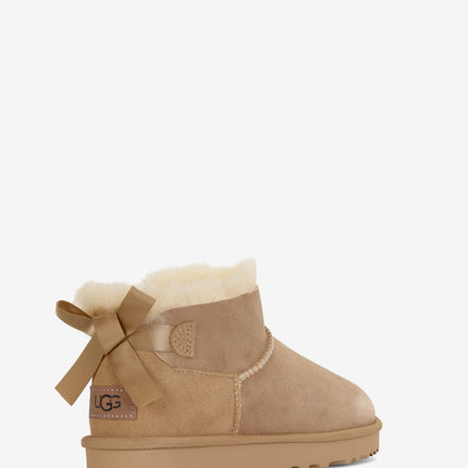 UGG Ultra Mini Bailey Bow - Sand