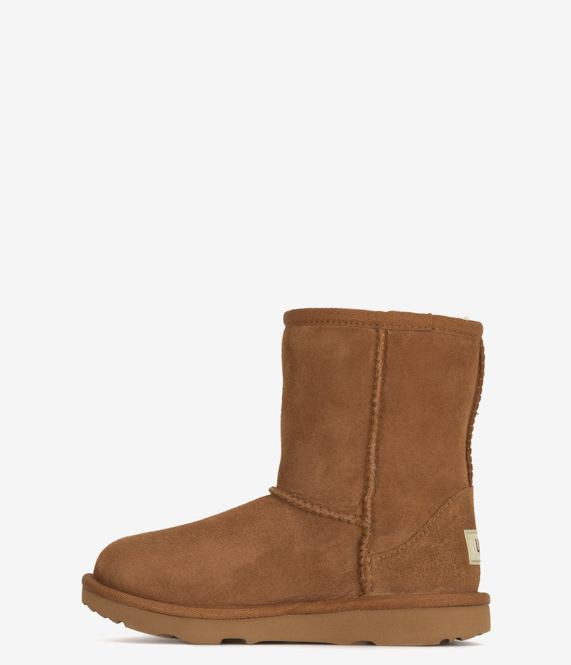 UGG Kids Classic II Sheepskin Boot  - Chestnut