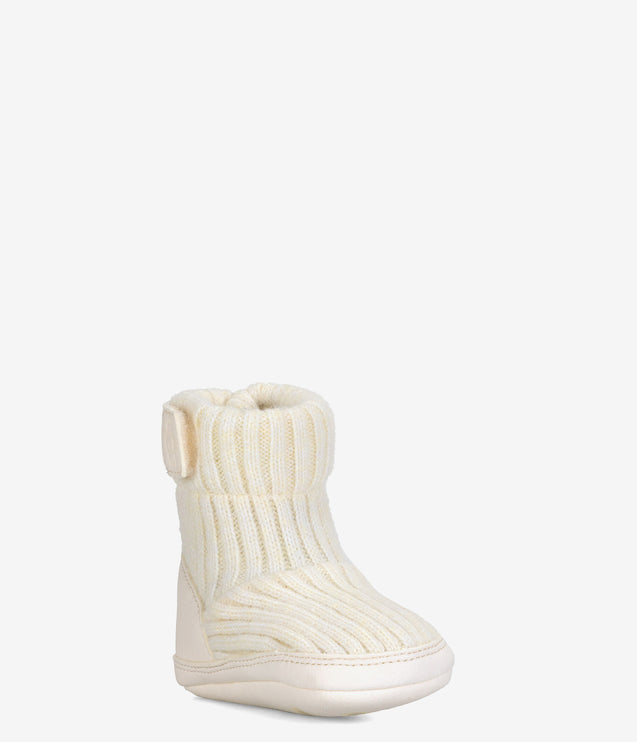 UGG Baby Skylar and Beanie - Cream